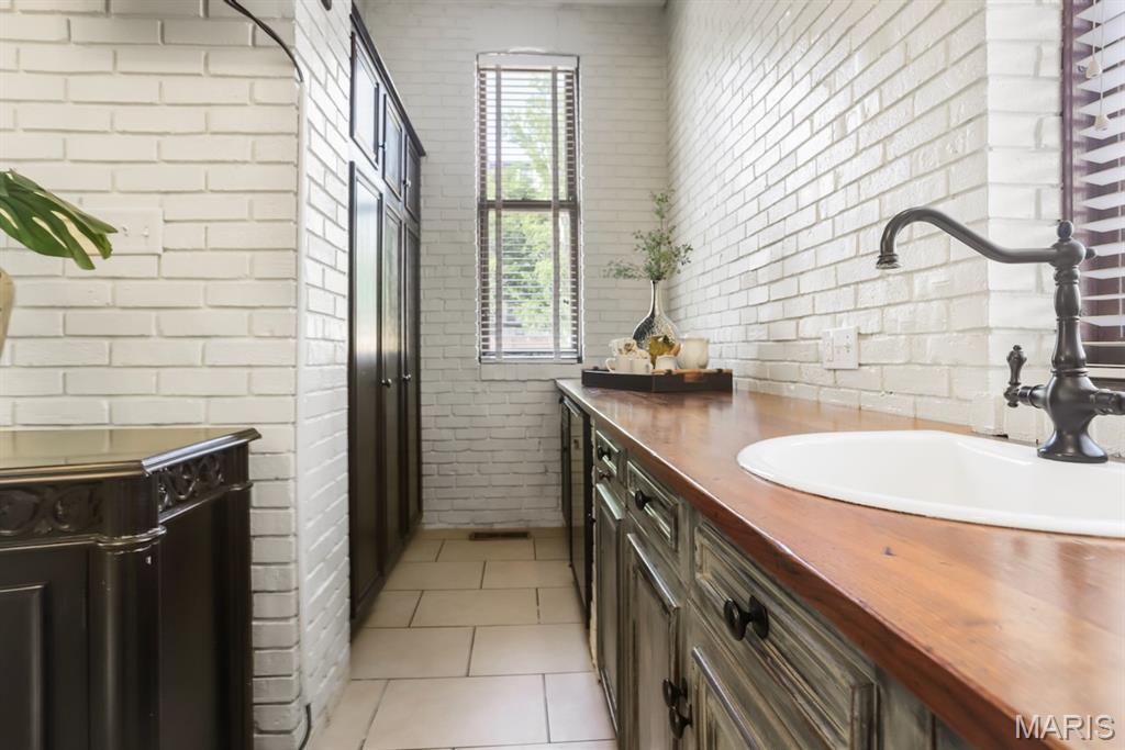 DeBaliviere Place - Residential