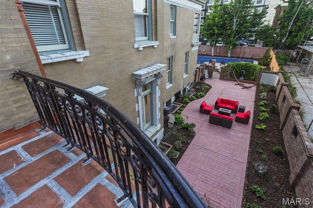 DeBaliviere Place - Residential