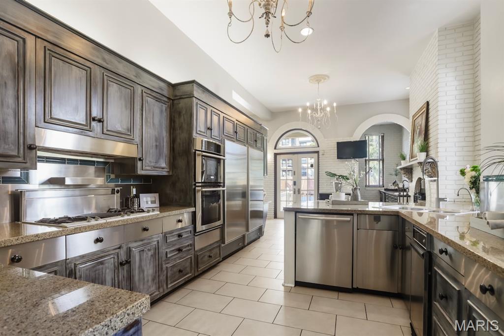DeBaliviere Place - Residential