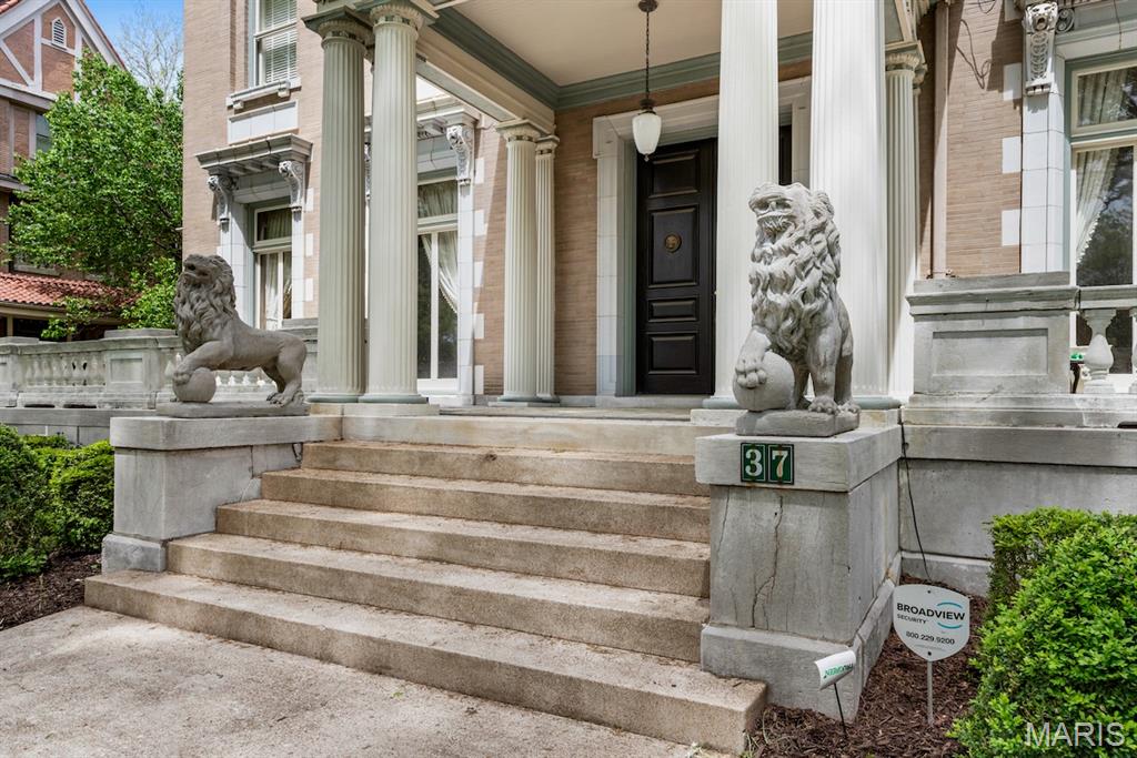 DeBaliviere Place - Residential