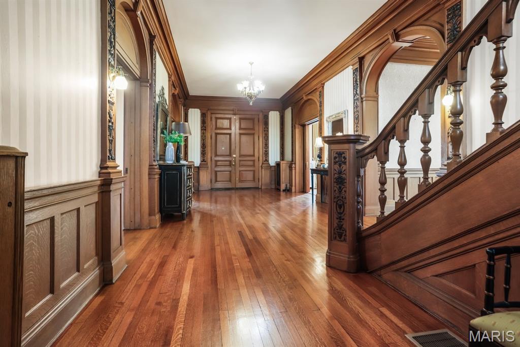 DeBaliviere Place - Residential