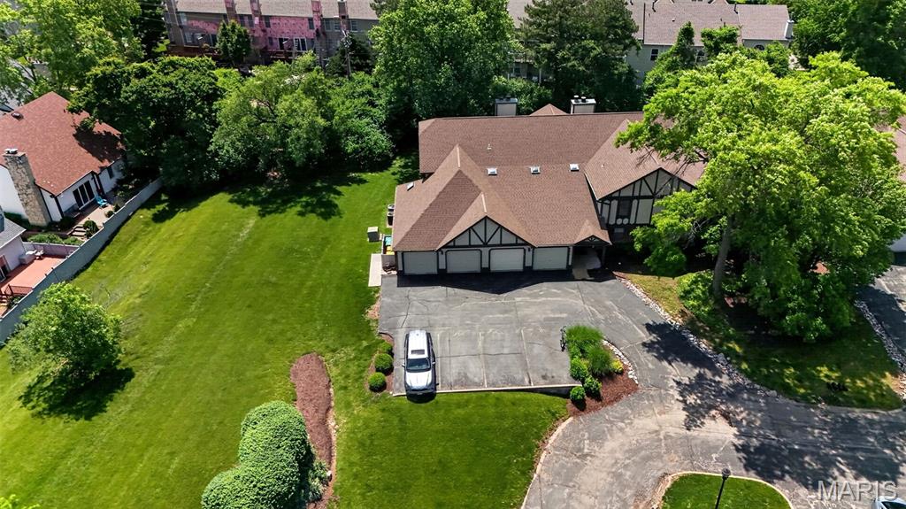 Windsor Manor Condo 3 - Residential
