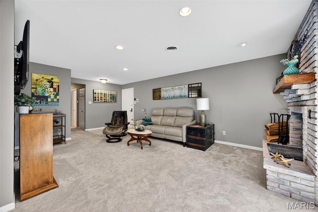 Windsor Manor Condo 3 - Residential