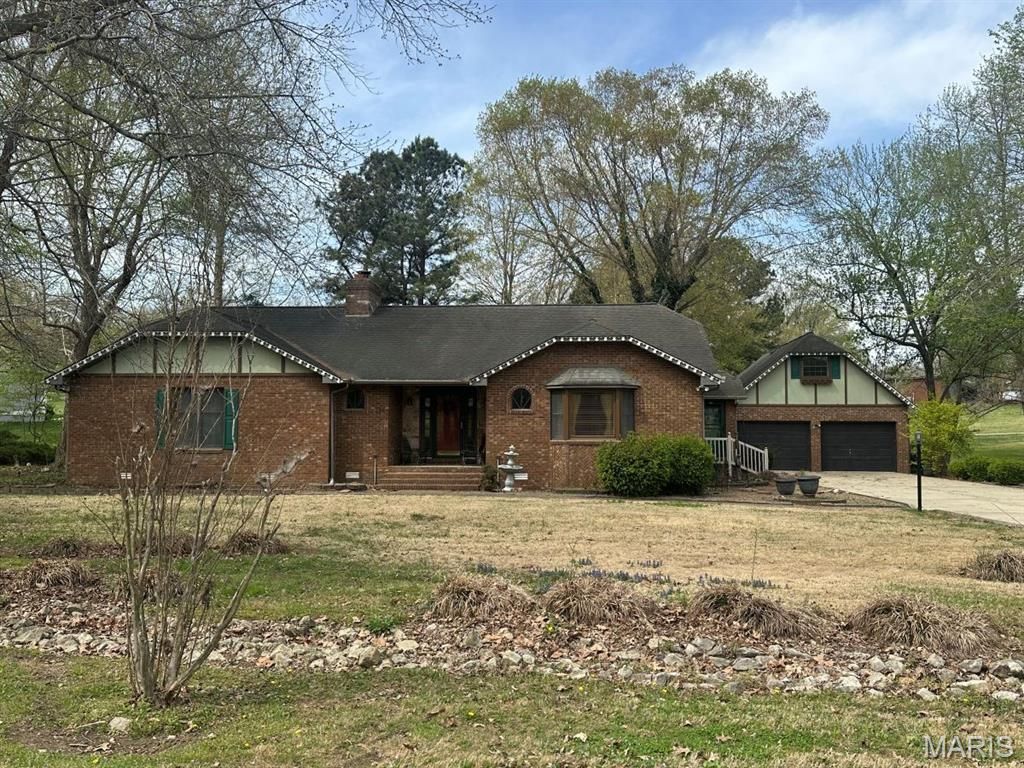 Photo of 11287 Cypress Point Lane, Dexter, MO 63841 (MLS # 26020681)