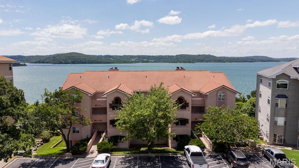 Photo of 700 Emerald Pointe Dr DR #101, Hollister, MO 65672 (MLS # 26037082)