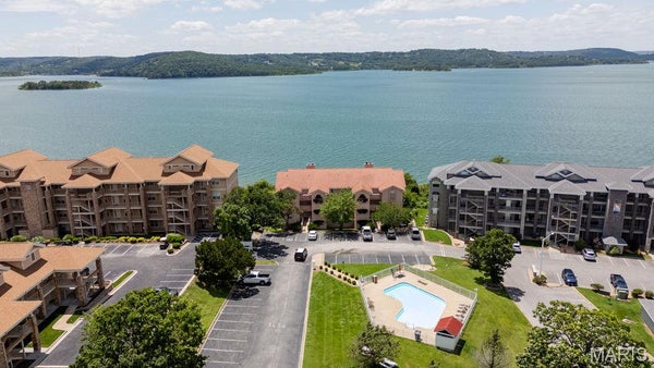 700 EMERALD POINTE DR APT 101, HOLLISTER, MO 65672 - Image 33c549ded202bfb5d5adeccccb0dd986/341627458
