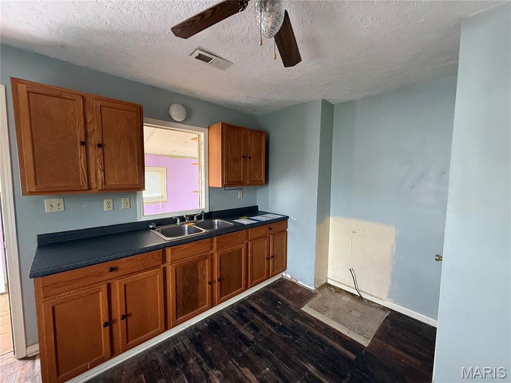 MI Harrisons - Residential