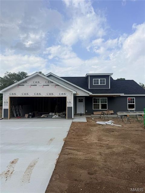 Photo of 11 Perry, Benton, MO 63736 (MLS # 26026153)