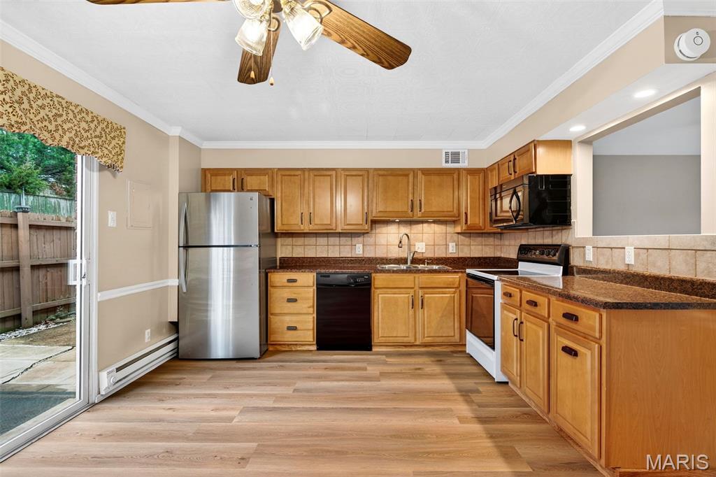 Carroll Wood Condo - Residential