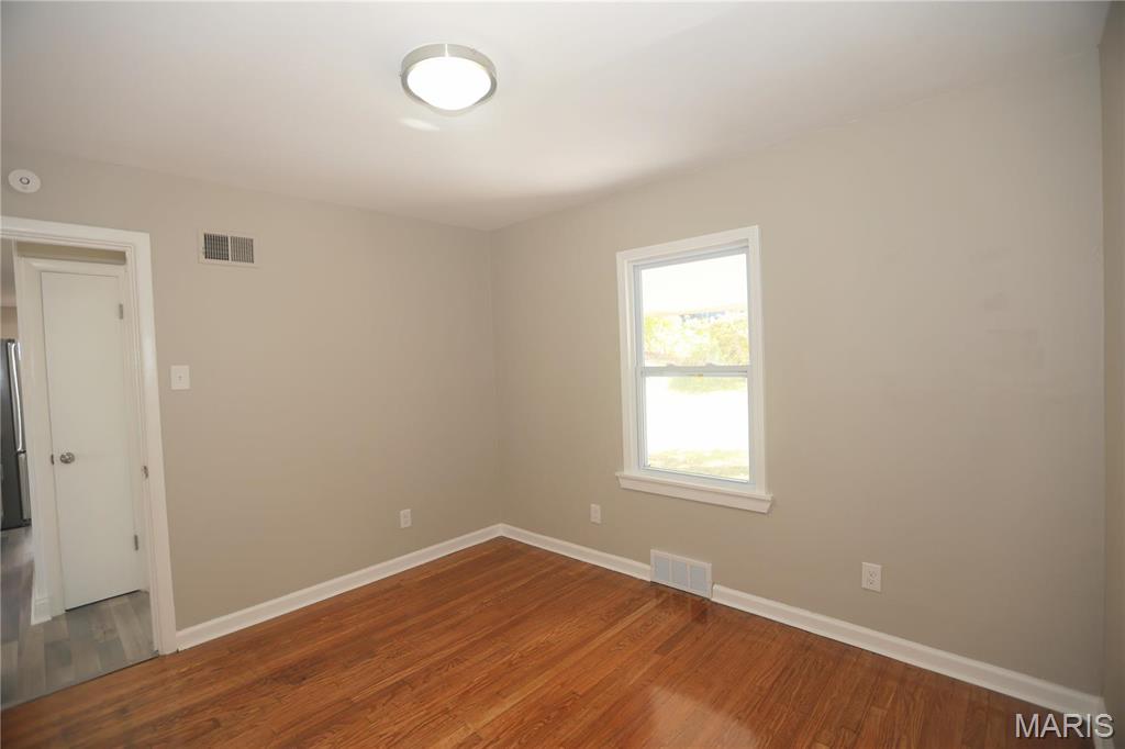 St Louis, Missouri 63136, United States, 3 Bedrooms Bedrooms, ,2 BathroomsBathrooms,Residential,Active,38310