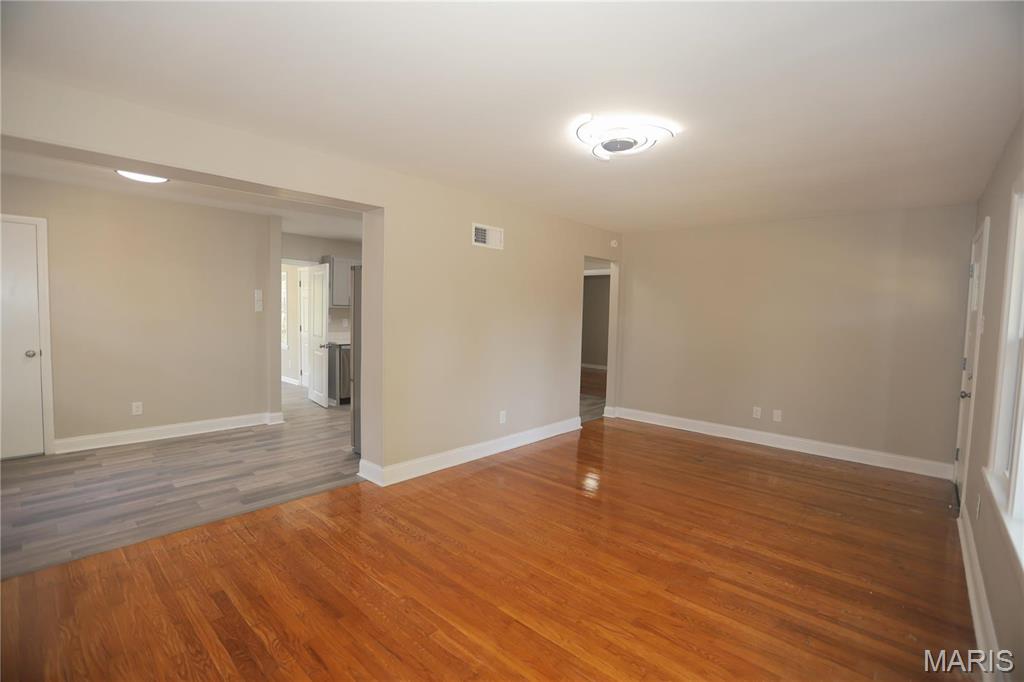 St Louis, Missouri 63136, United States, 3 Bedrooms Bedrooms, ,2 BathroomsBathrooms,Residential,Active,38310