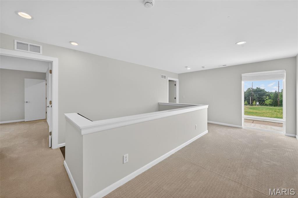 Santino Court - Residential