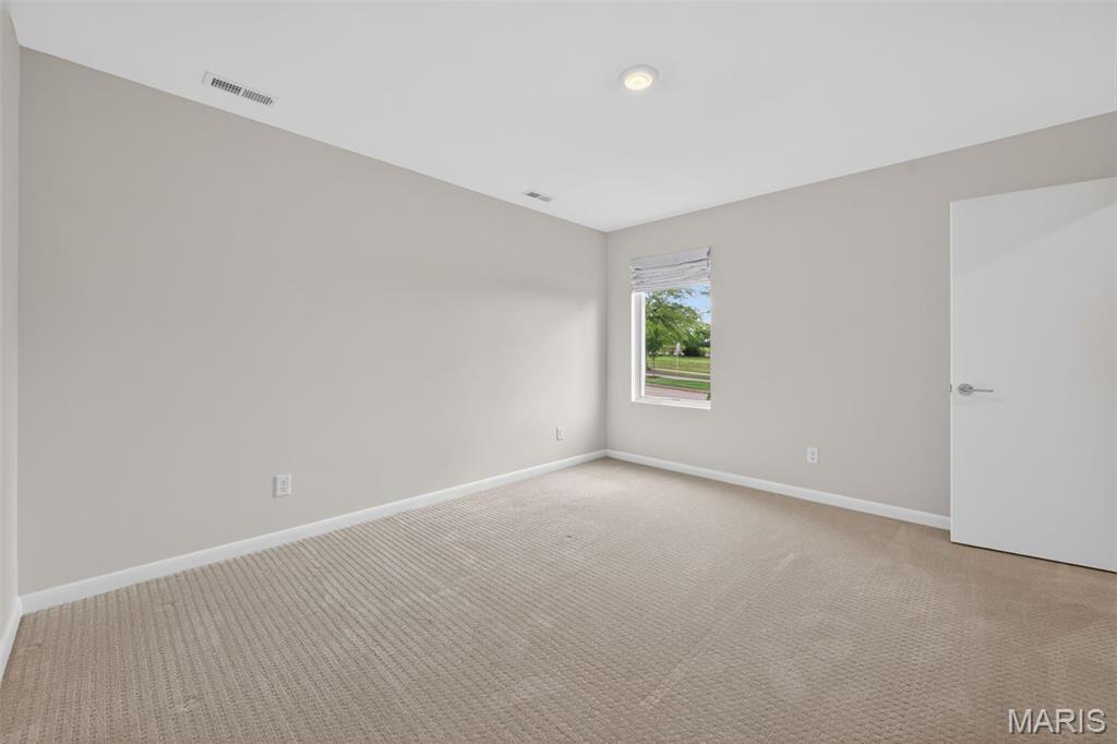 Santino Court - Residential