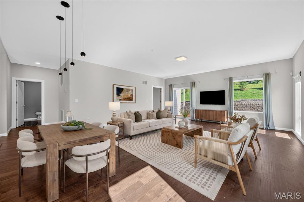 Santino Court - Residential