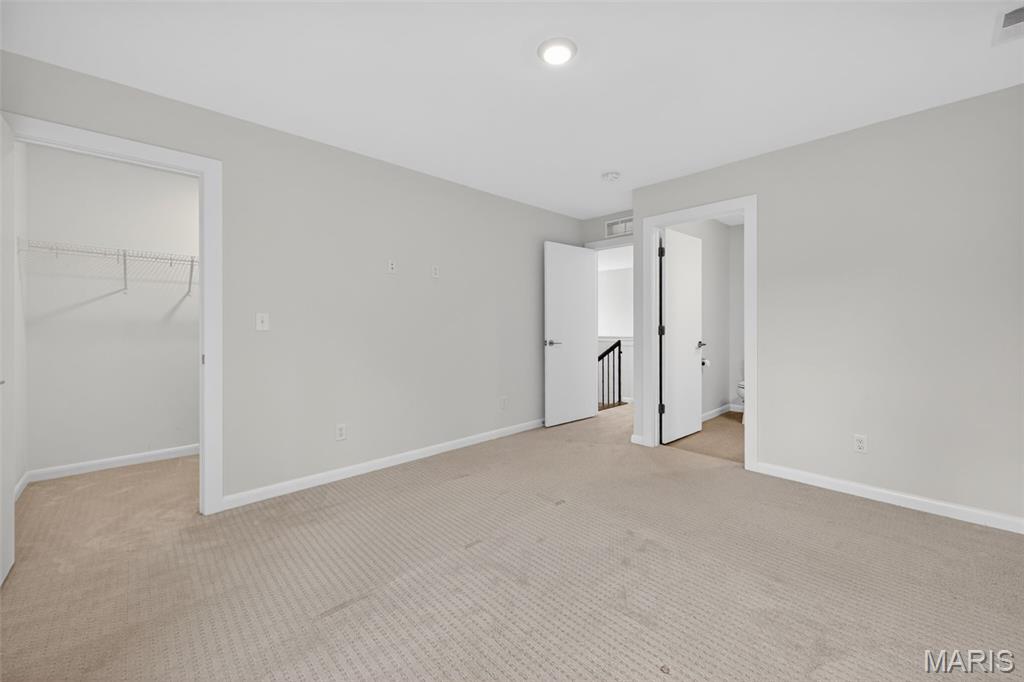 Santino Court - Residential