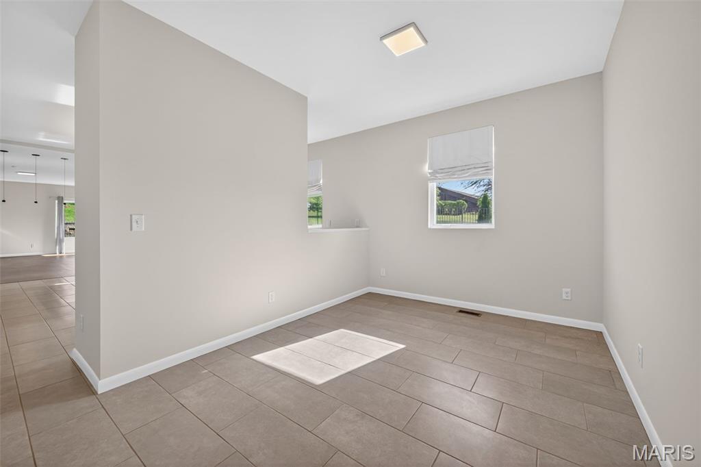 Santino Court - Residential