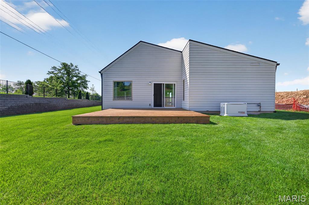 Santino Court - Residential