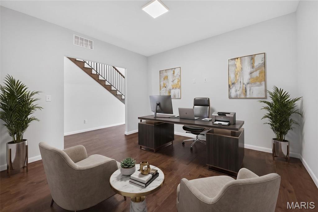 Santino Court - Residential