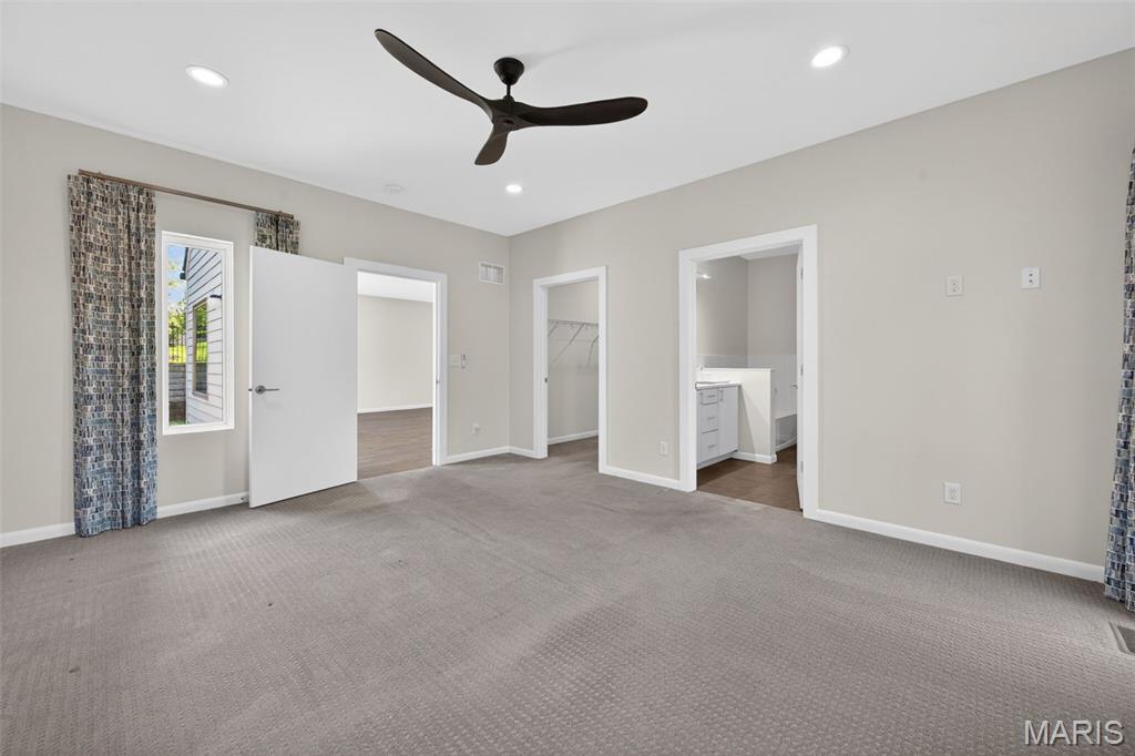 Santino Court - Residential