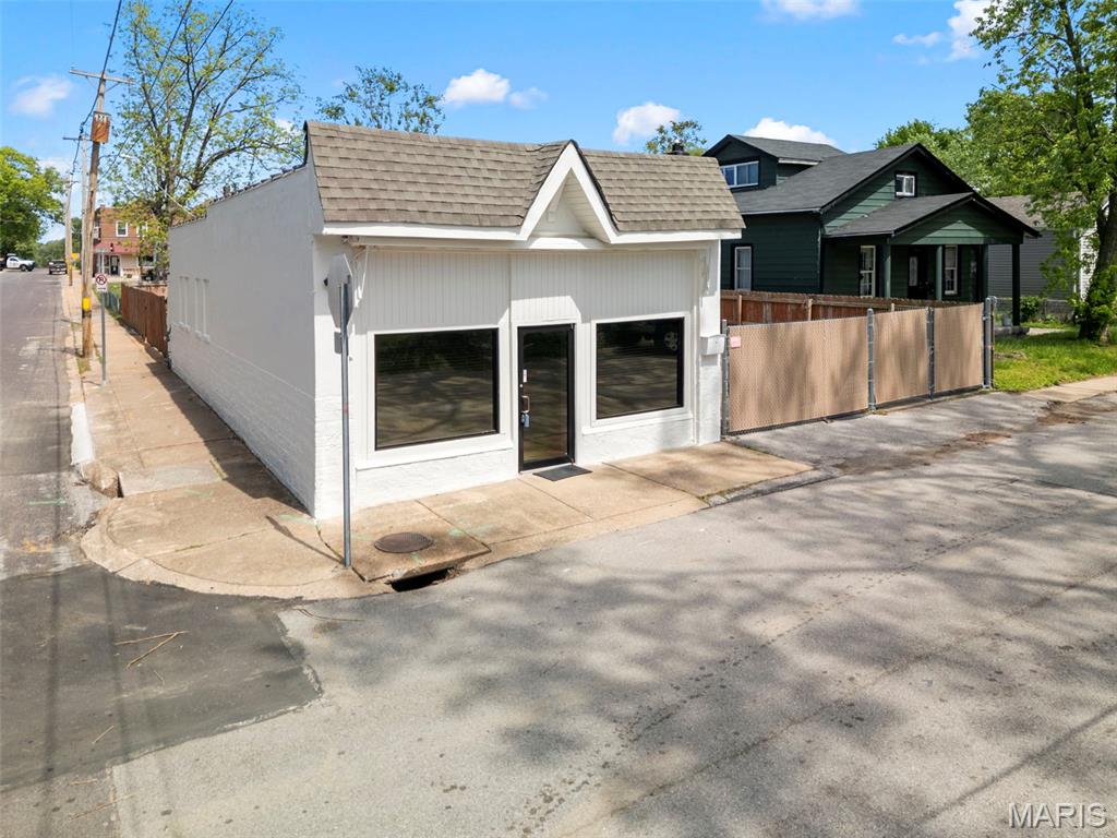 McDermotts Hannover Heights 2nd Add - Commercial Sale
