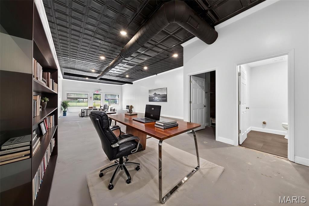 McDermotts Hannover Heights 2nd Add - Commercial Sale