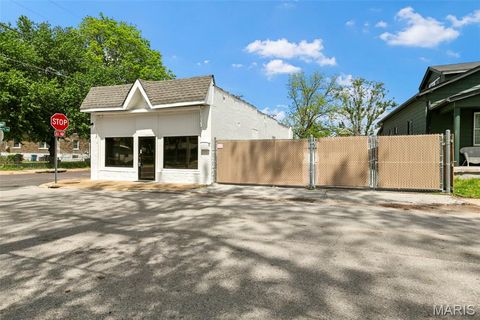 Tiny photo for 4687 Heidelberg Avenue, St Louis, MO 63123 (MLS # 26027200)