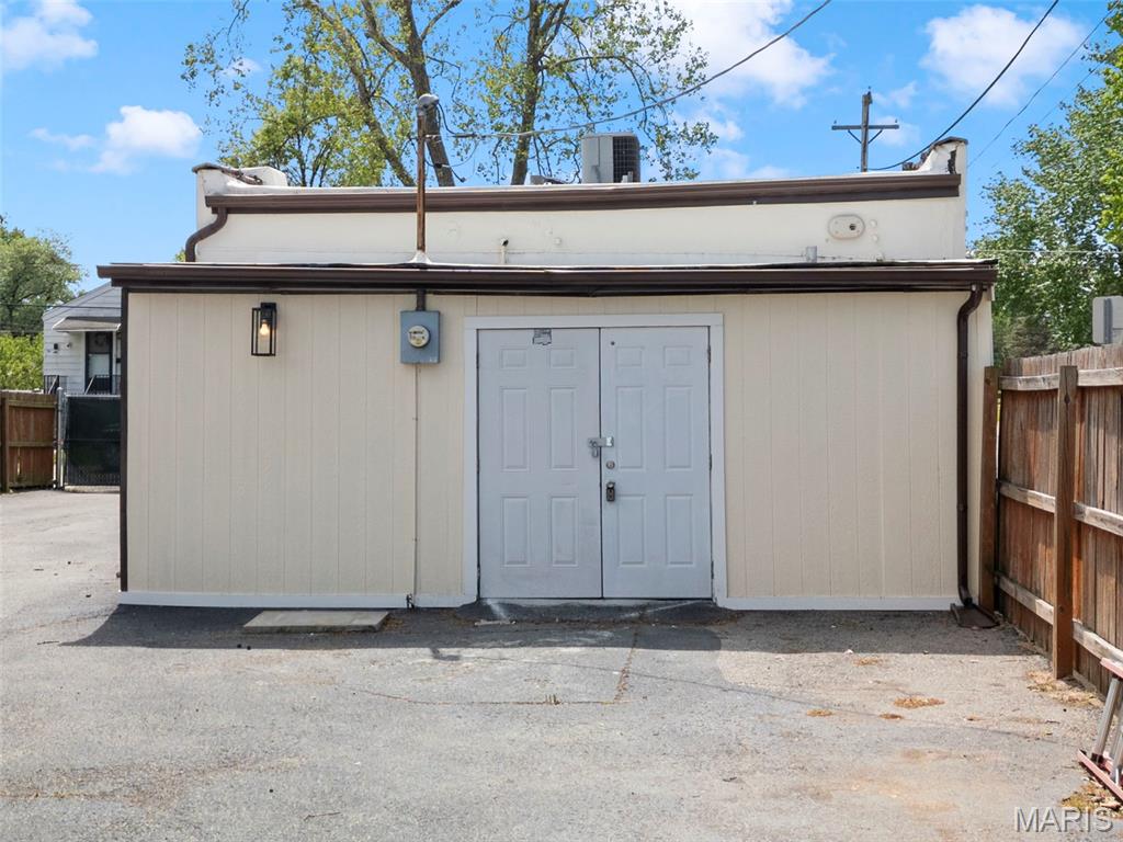 McDermotts Hannover Heights 2nd Add - Commercial Sale