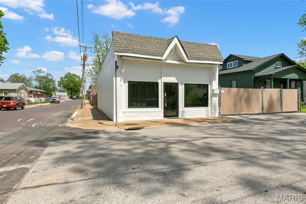 McDermotts Hannover Heights 2nd Add - Commercial Sale