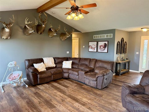 Tiny photo for 14878 Pike 343, Bowling Green, MO 63334 (MLS # 26050041)