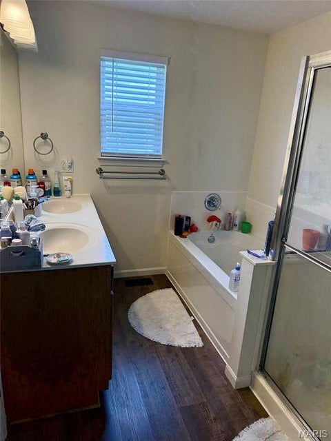 Tiny photo for 14878 Pike 343, Bowling Green, MO 63334 (MLS # 26050041)