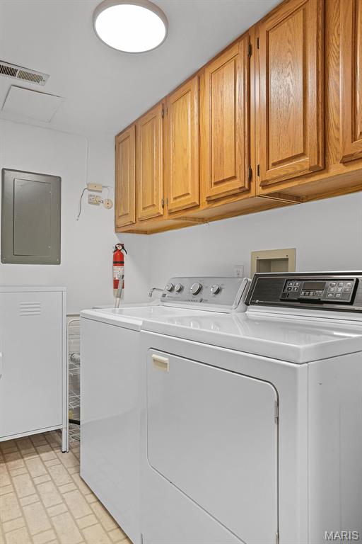 Woodridge Condo At Old Ballas - Residential