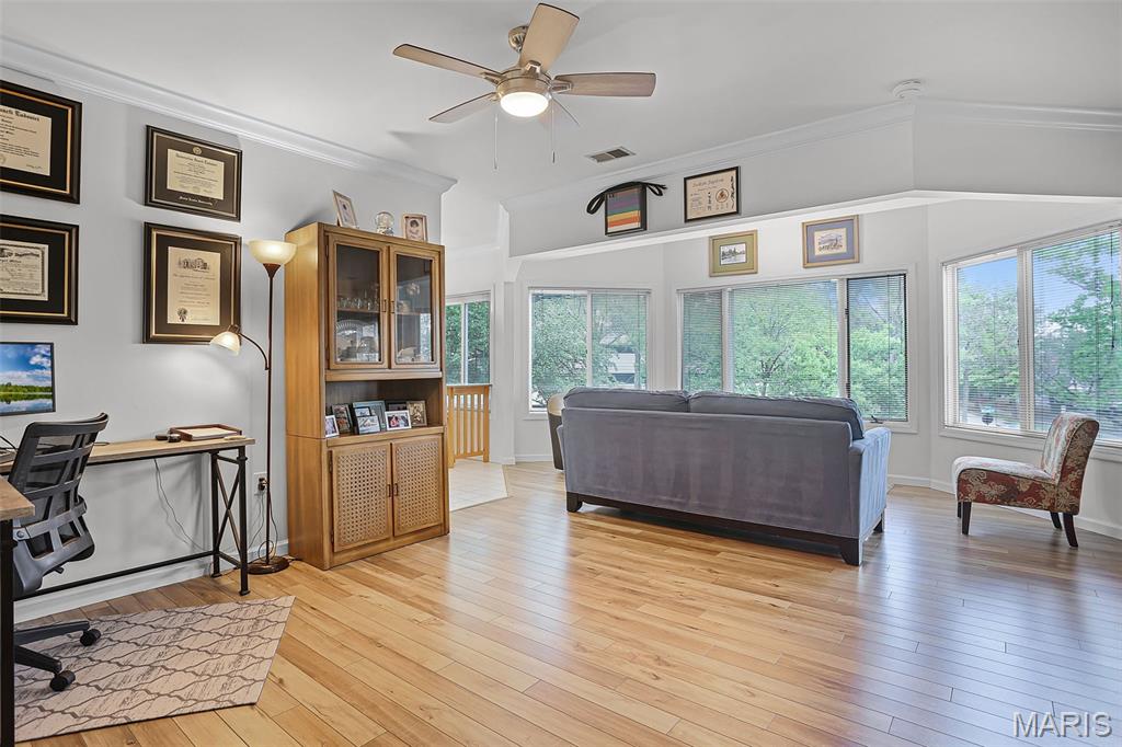 Woodridge Condo At Old Ballas - Residential