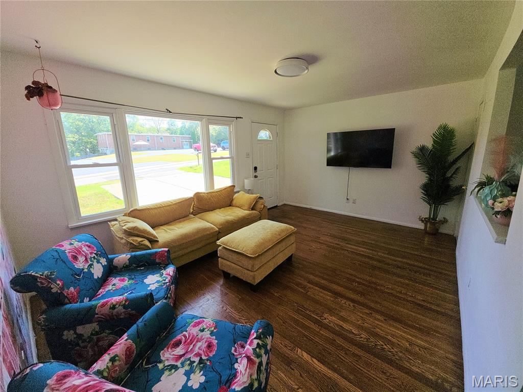 5 Delord Avenue