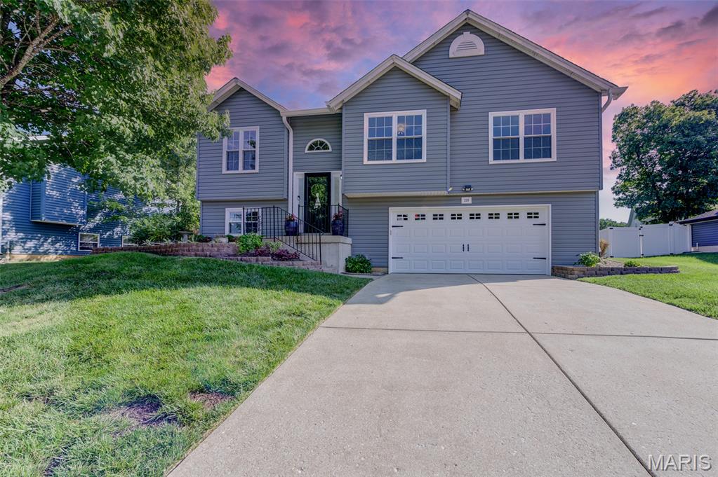 Wentzville, Missouri 63385, United States, 3 Bedrooms Bedrooms, ,3 BathroomsBathrooms,Residential,Active,149582