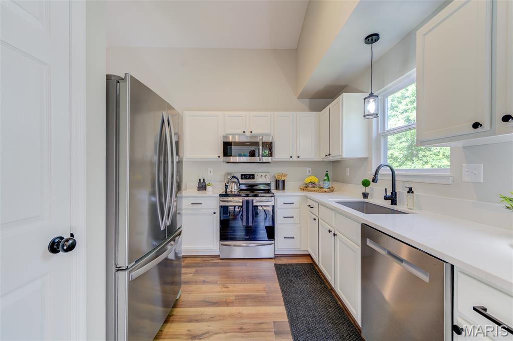 Wentzville, Missouri 63385, United States, 3 Bedrooms Bedrooms, ,3 BathroomsBathrooms,Residential,Active,149582