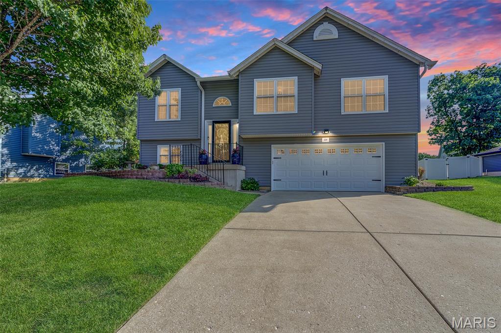 Wentzville, Missouri 63385, United States, 3 Bedrooms Bedrooms, ,3 BathroomsBathrooms,Residential,Active,149582