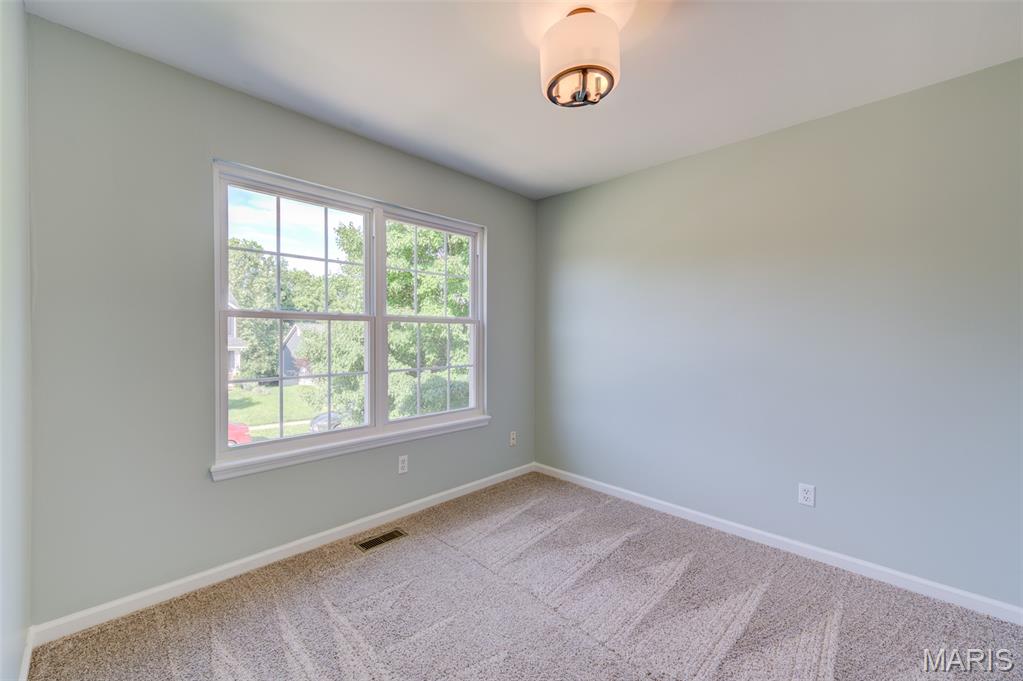 Wentzville, Missouri 63385, United States, 3 Bedrooms Bedrooms, ,3 BathroomsBathrooms,Residential,Active,149582