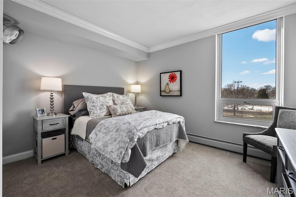 Park Tower Condominum - Residential