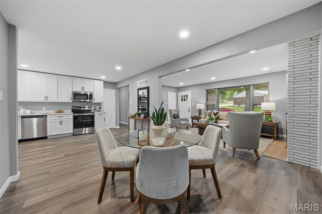 8605 Mayflower Court