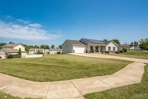 Tiny photo for 64 Robin Hood Drive, Troy, MO 63379 (MLS # 26053656)