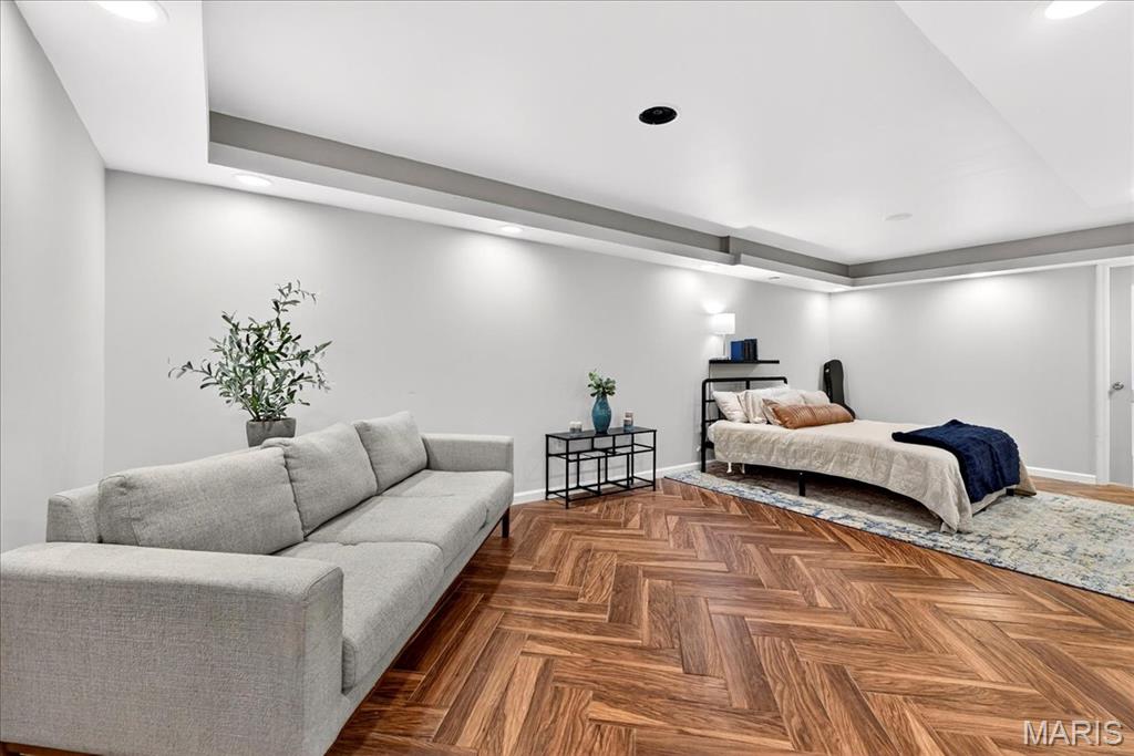 Savannah #2 - Residential