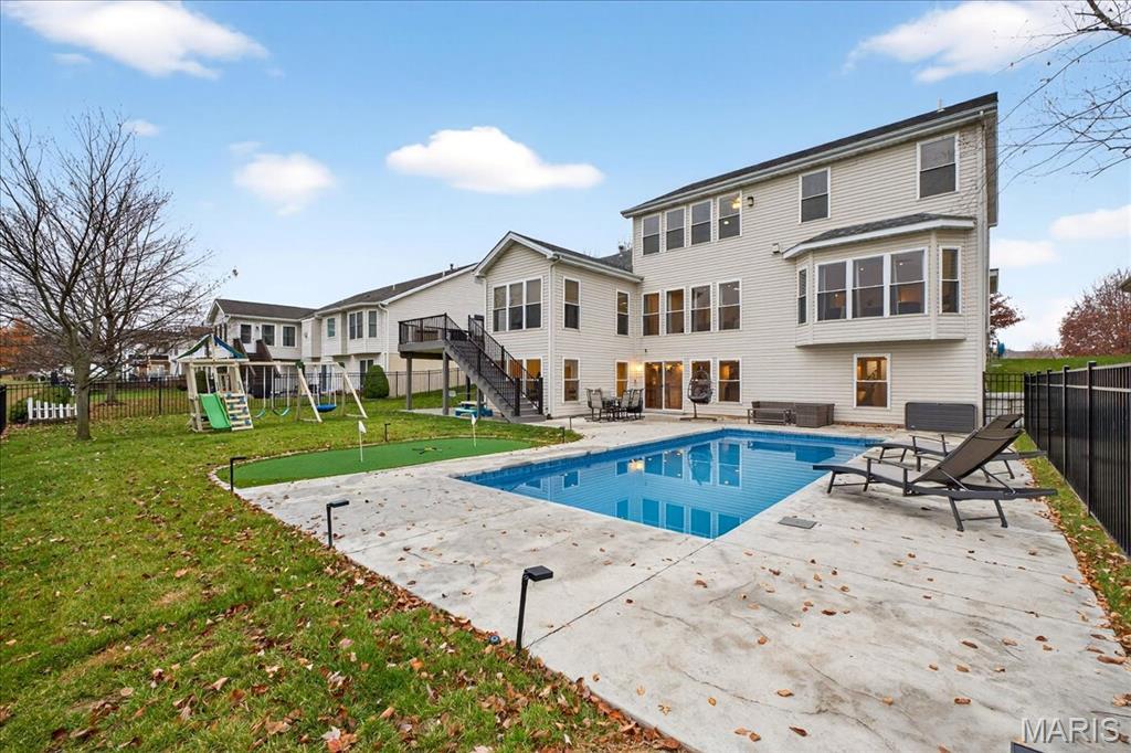 Savannah #2 - Residential