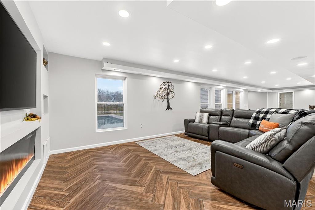 Savannah #2 - Residential