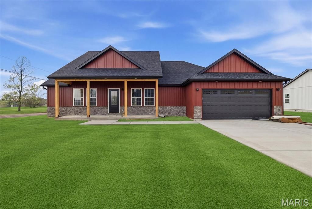 Photo of 2601 M- Country Drive, Mountain Grove, MO 65711 (MLS # 26021024)