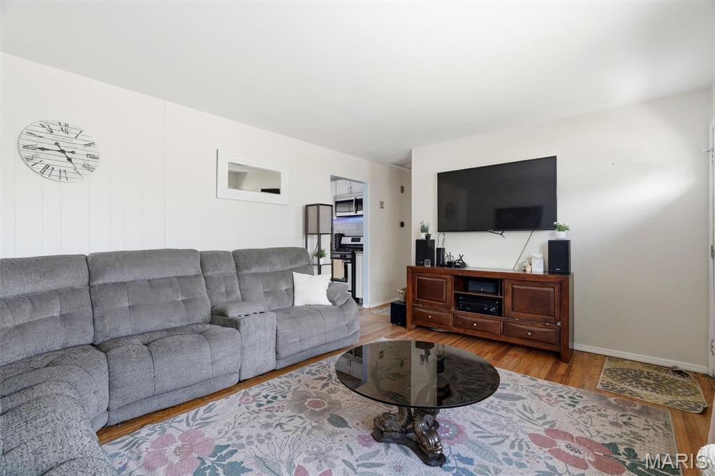 Ville Maria Five - Residential