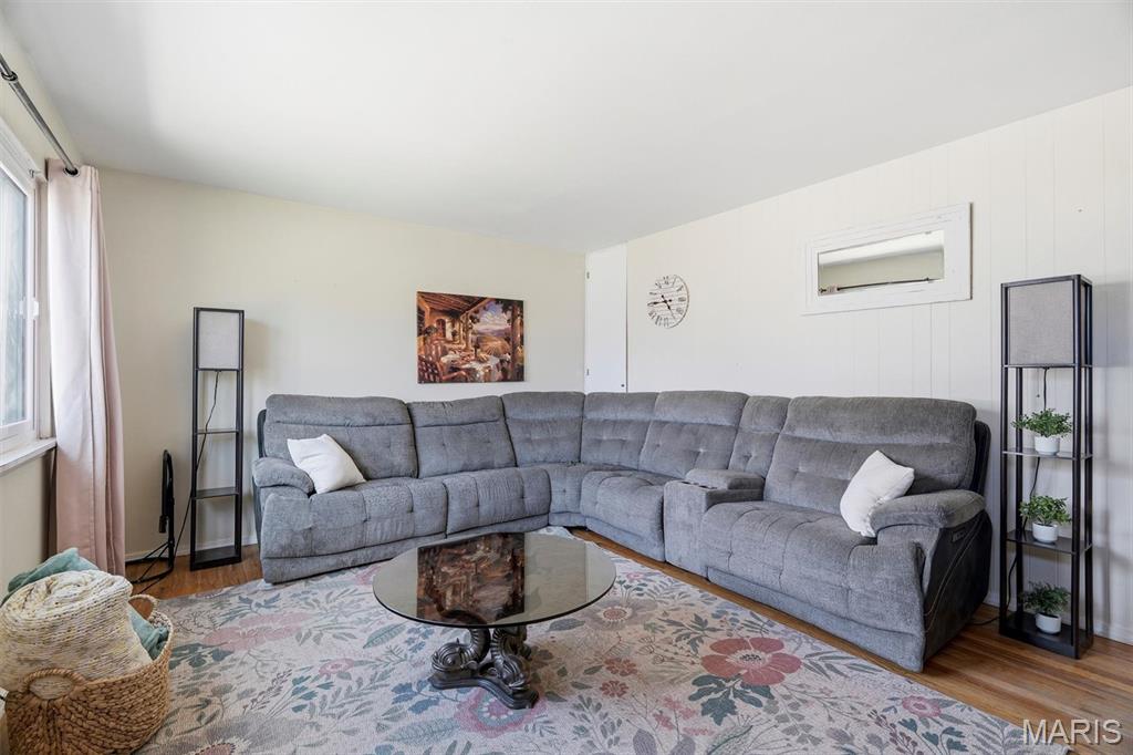 Ville Maria Five - Residential