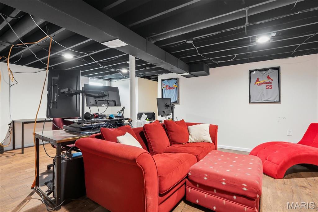 Ville Maria Five - Residential