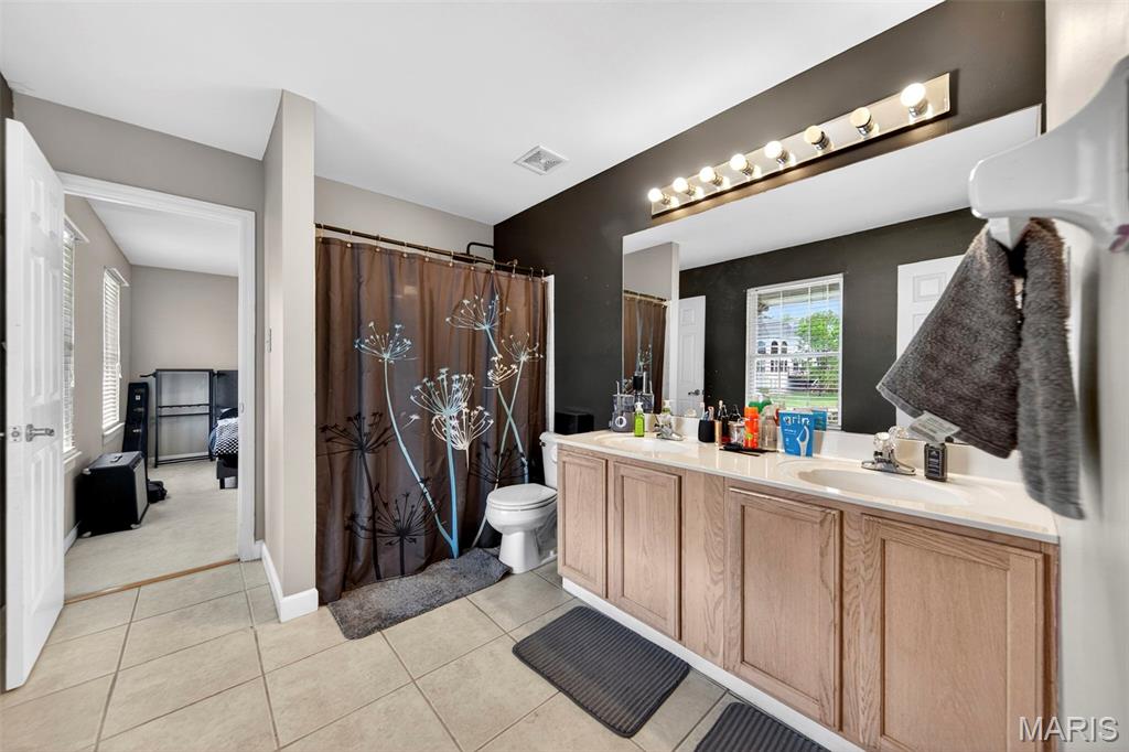 Westridge Oaks Two - Residential