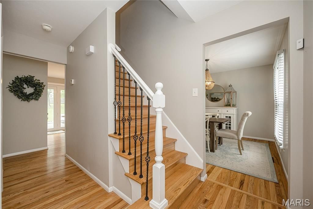 Photo of 349 Nantucket Drive, Ballwin, MO 63011 (MLS # 26029070)