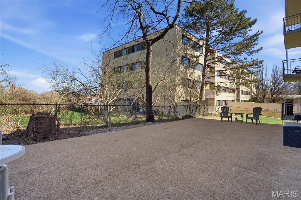 Saxony Condo - Residential